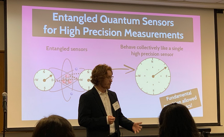 Jacob Bringewatt  delivers his 3-minute thesis.